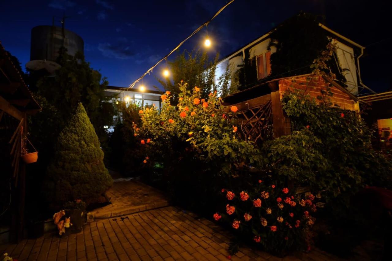 В Гостях На Иссык-Куле Hotel Cholpon-Ata Exterior foto